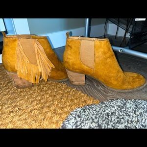 Brown wedges - American eagle